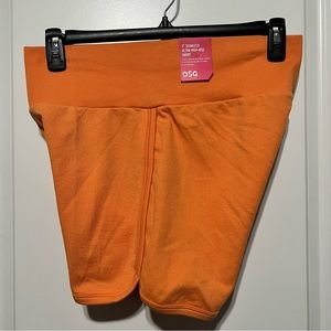 DSG Twitch + Allison Women’s 3” Ultra High-Rise Short, Light Orange
